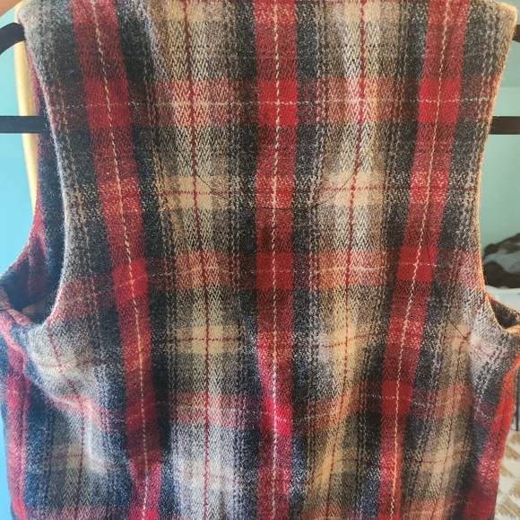 Vintage Eddie Bauer Legends vest - Picture 3 of 4